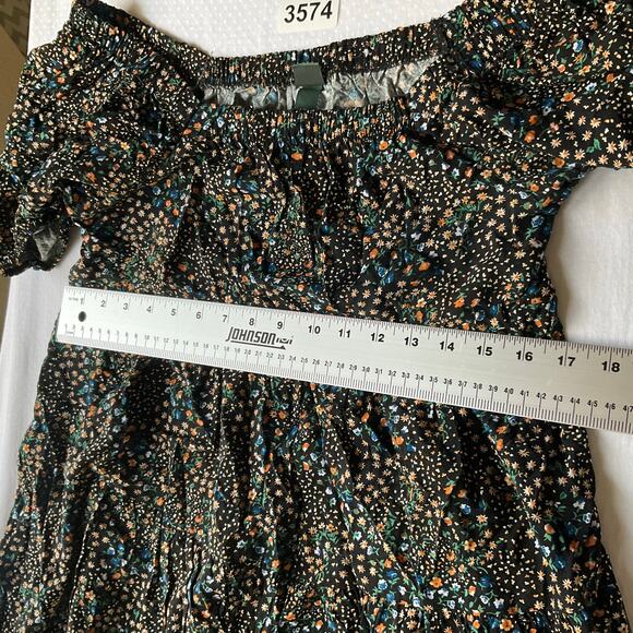 Wild Fable Women Mini Dress size M Off Shoulder Fluffy Soft Sleeve Floral Black - Picture 4 of 9